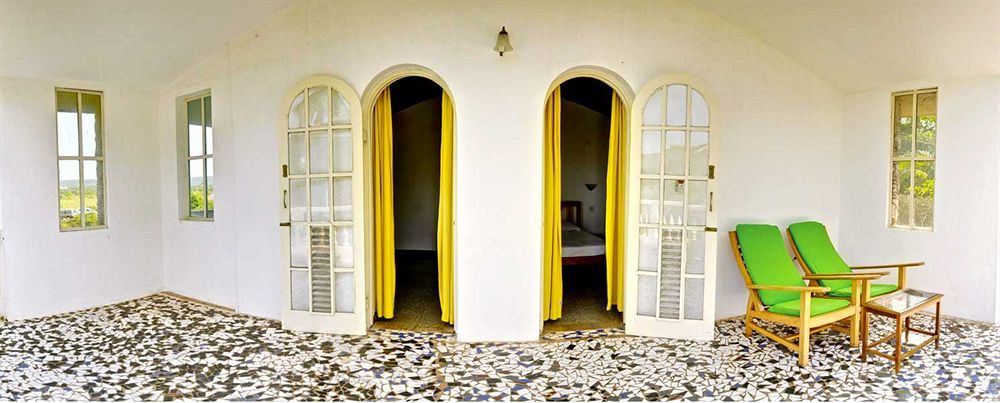 Cavala The Seaside Resort Baga Exterior photo