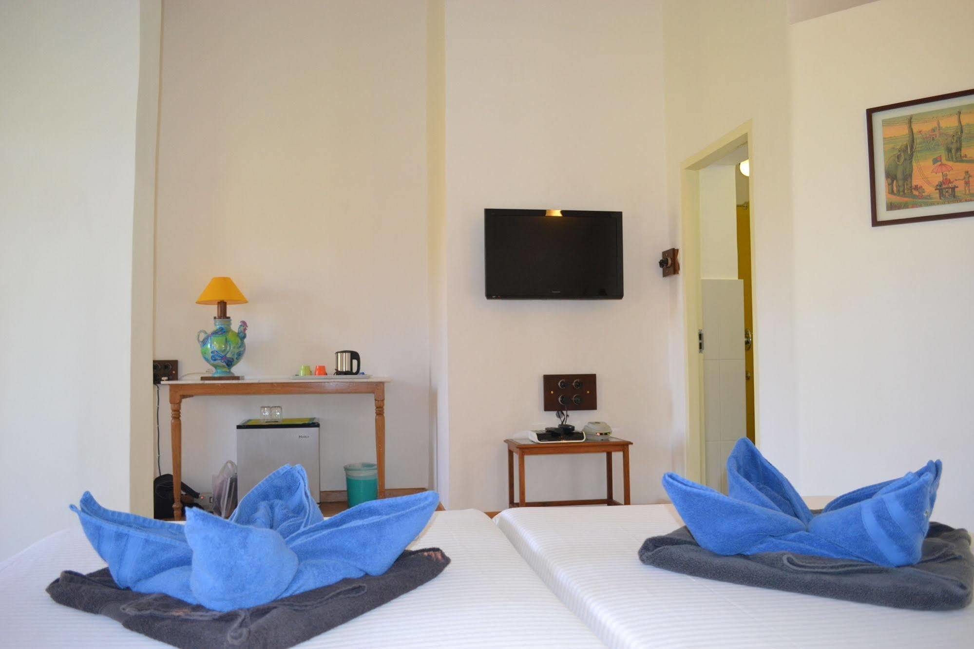 Cavala The Seaside Resort Baga Exterior photo